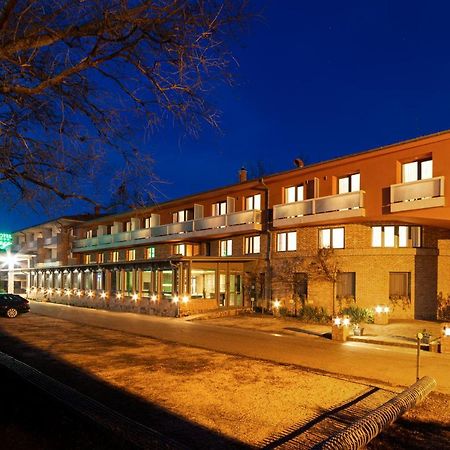 Hotel Pagony Wellness Nyíregyháza Eksteriør billede