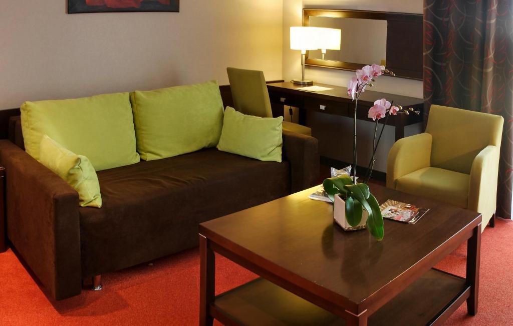 Hotel Pagony Wellness Nyíregyháza Eksteriør billede